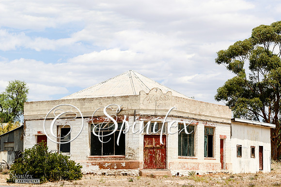 Clarkes Corner Store